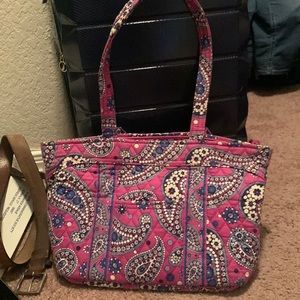 Vera Bradley purse.. very good condition